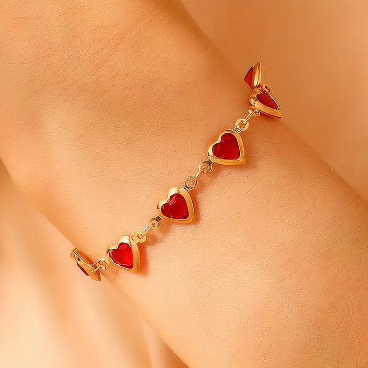 Ophelyra Garnetelle Bracelet | Gold-Tone