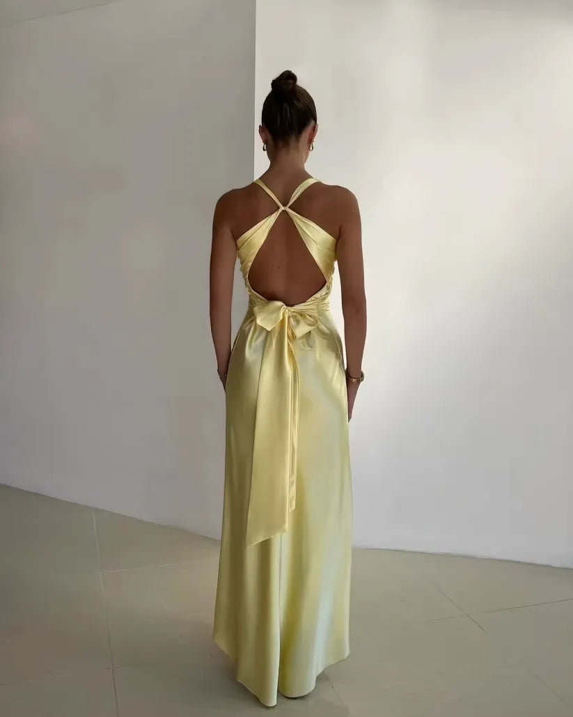 Victoria – Modern Resort Dress