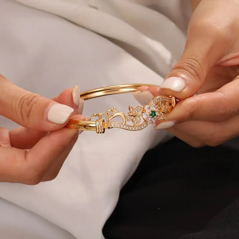 Isla Beaumont Bracelet | Gold-Tone
