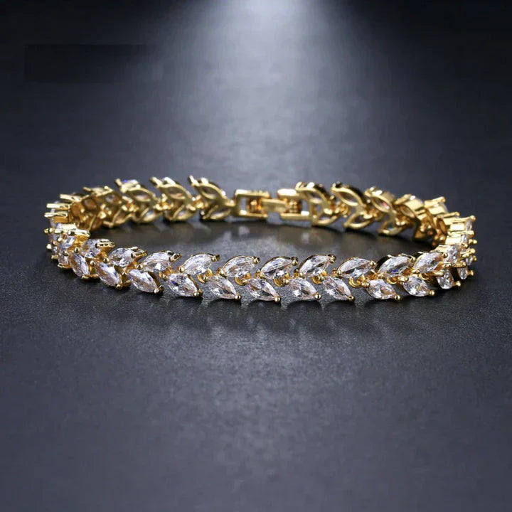 Nemorina Foliora Bracelet | Gold-Tone