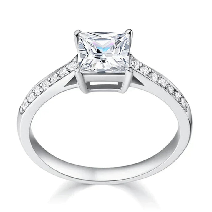 Leontina Gualtieri Ring | White Gold