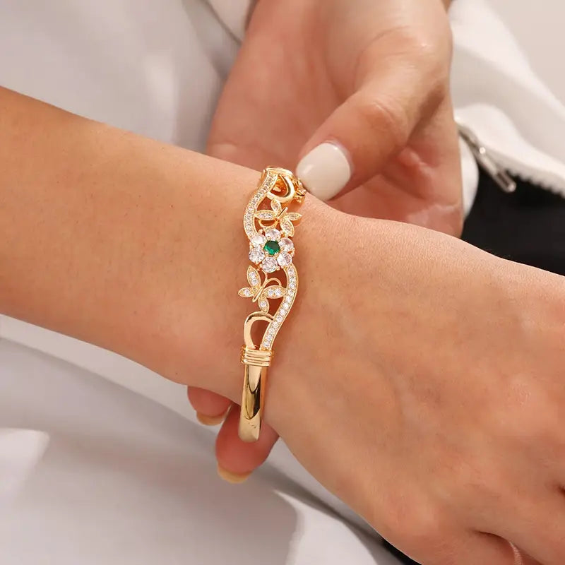 Isla Beaumont Bracelet | Gold-Tone