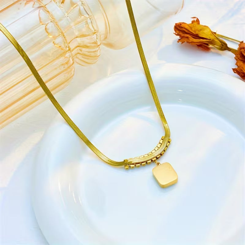 Regalia Prism Green Stone Necklace | Gold-Tone