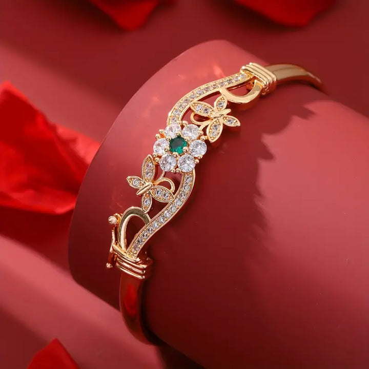 Isla Beaumont Bracelet | Gold-Tone