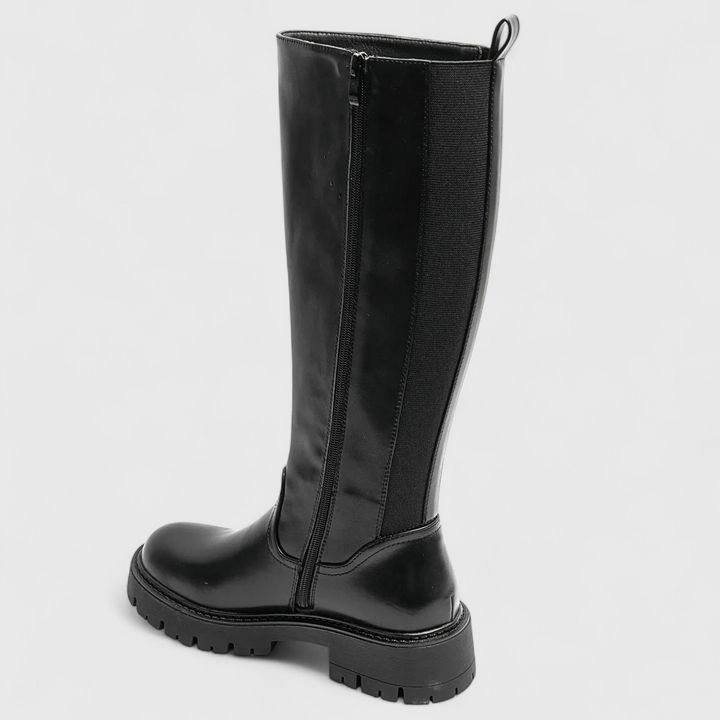 Ylva – Classic Black Boots
