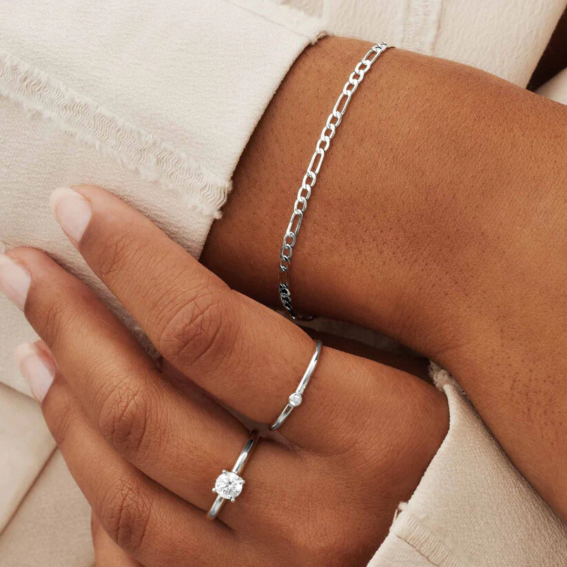 Neris Alaine Bracelet | Silver-Tone