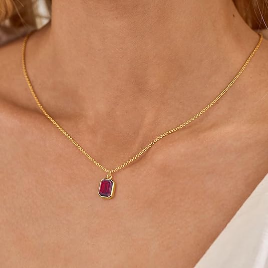 Paperclip Layered Red Stone Necklace | Gold-Tone