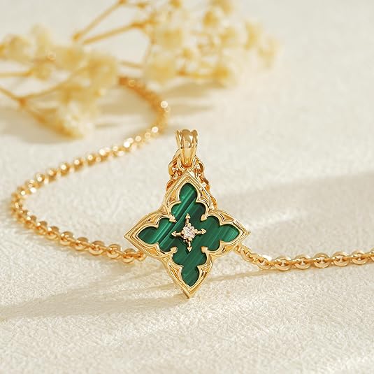 Green Stone Clover Pendant Necklace | Gold-Tone