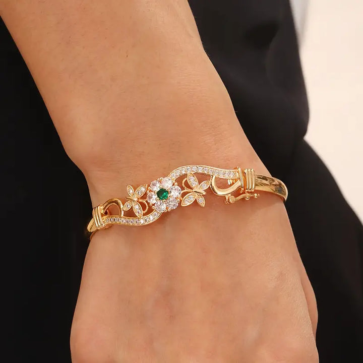 Isla Beaumont Bracelet | Gold-Tone