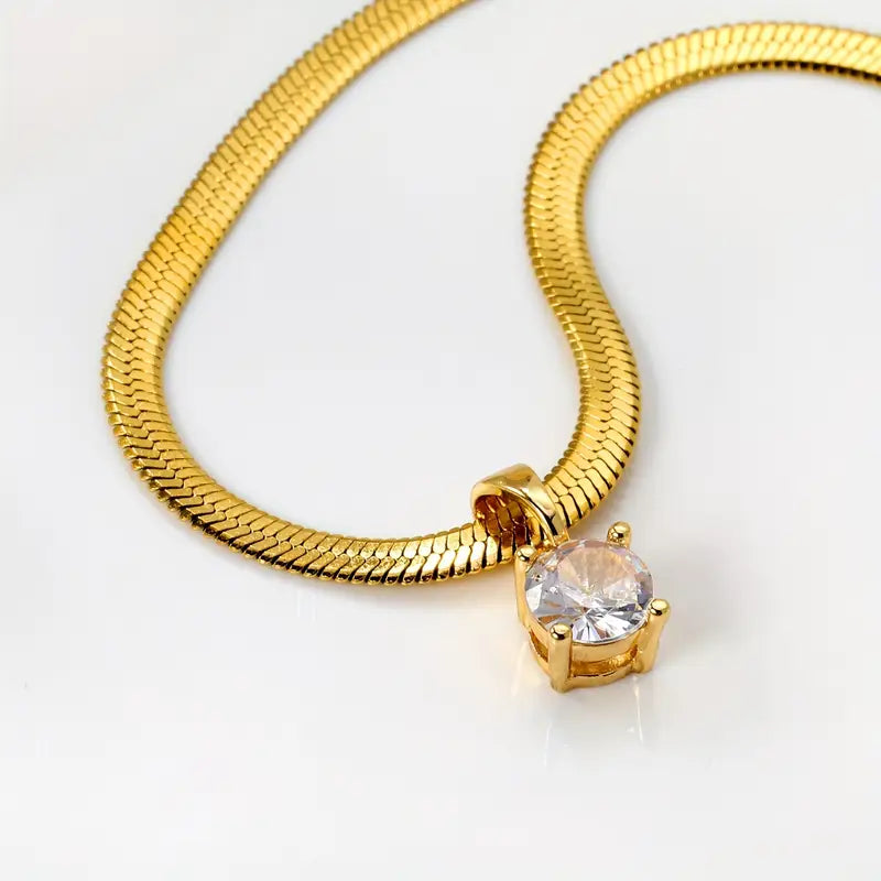 Elegant Rhinestone Pendant Necklace | Gold-Tone