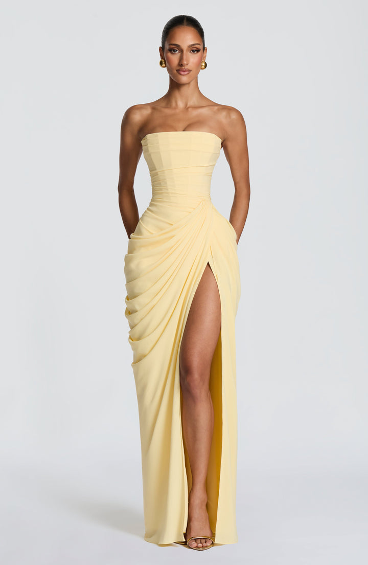 Elegant Draped Maxi Dress for Women with Strapless Sweetheart Ruched Side Slit Autumn Wedding Guest Style