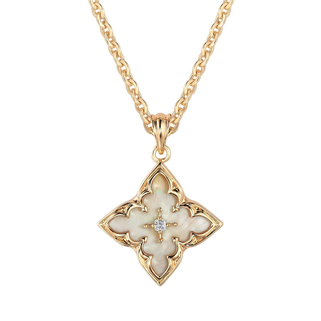 White Clover Pendant Necklace | Gold-Tone
