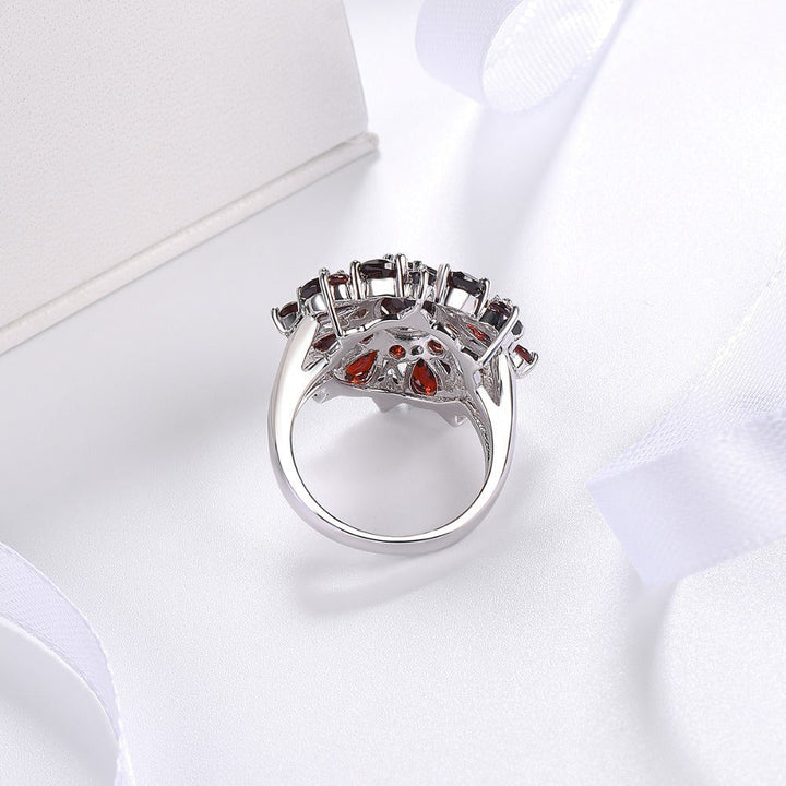 Scarlet Petal Ring | Gold