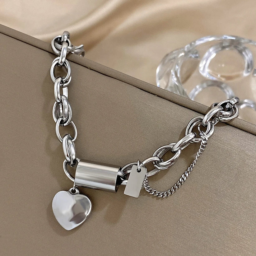 Heartened Chunky Bracelet | Gold-Tone
