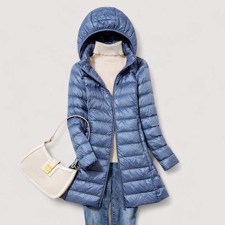 Effortless Quilted Rain Jacket for Women with Hooded Collar Long Sleeve Zip Front Relaxed Style