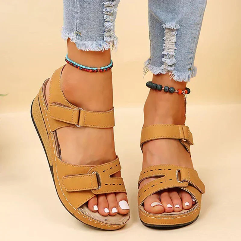 Calyna | Orthopedic Sandals