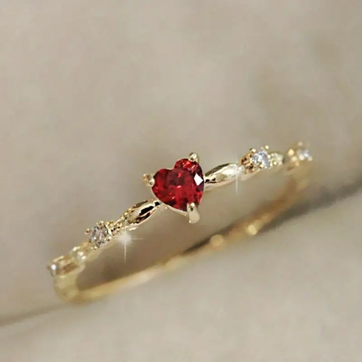 Coralyn Amoura Ring | White Gold