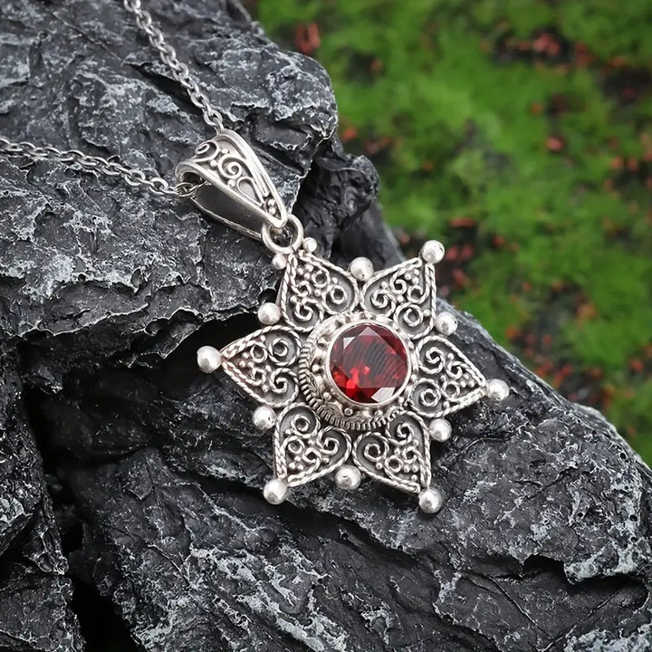 Jessindra Carmalyth Necklace | Silver-Tone