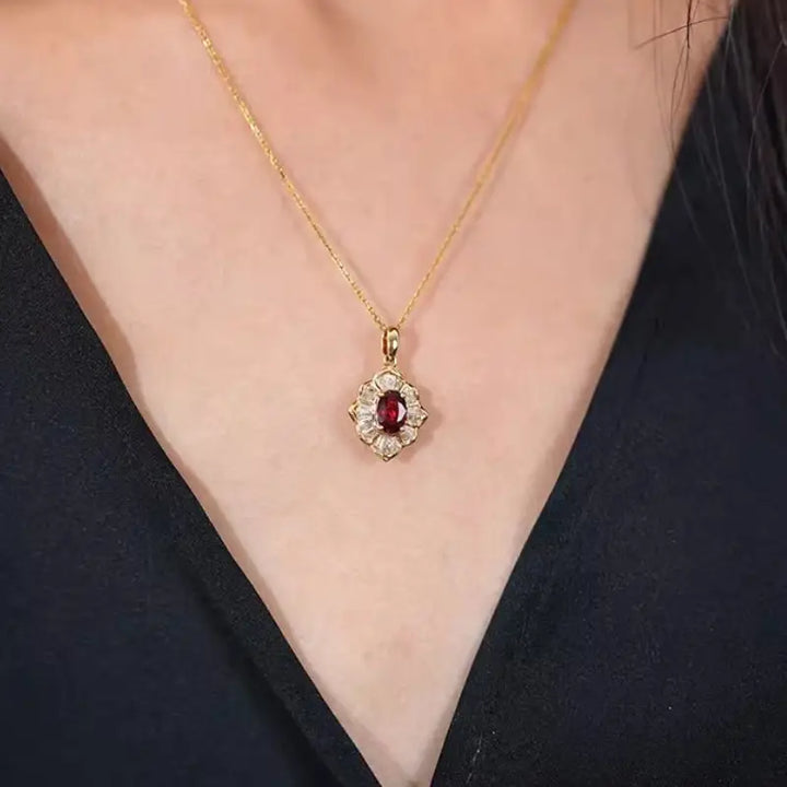 Kavella Solcrimson Necklace | Gold-Tone