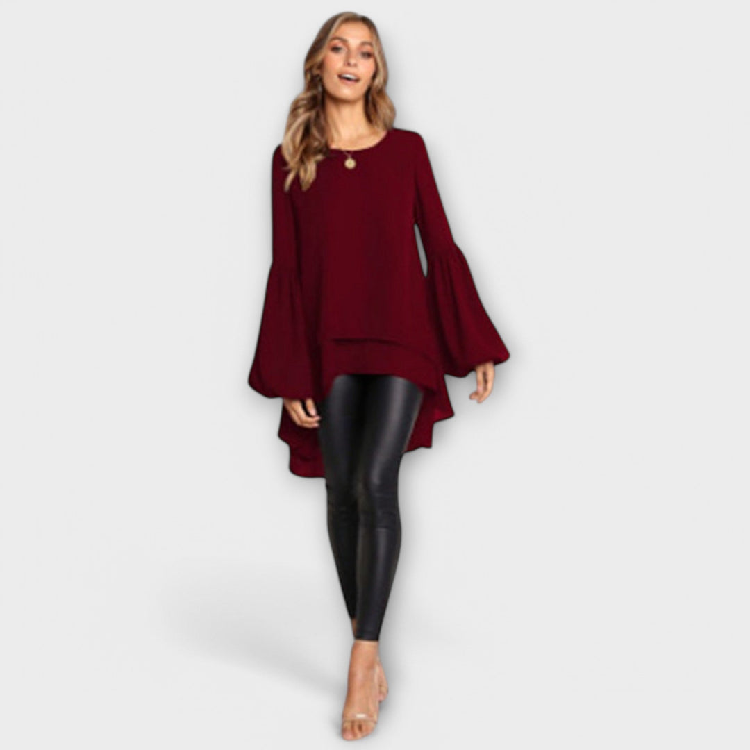 Aria - The perfect spring blouse with a round neckline