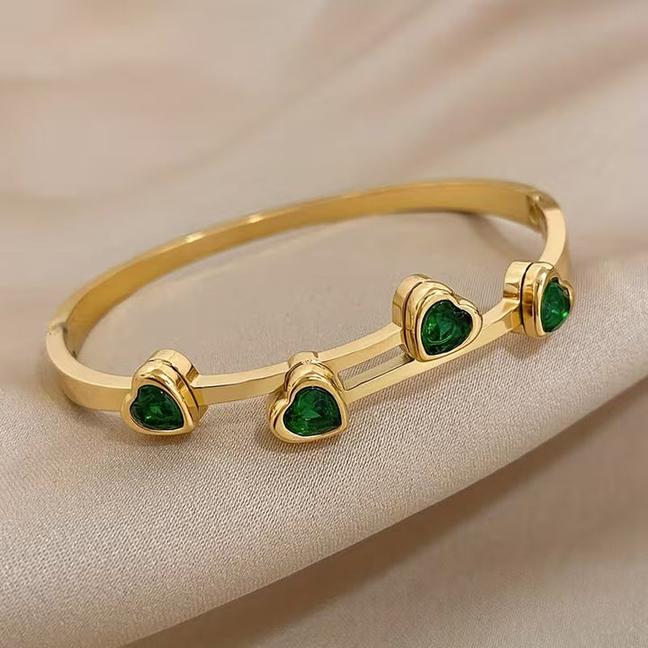 Verde Hearts Bracelet | Gold-Tone