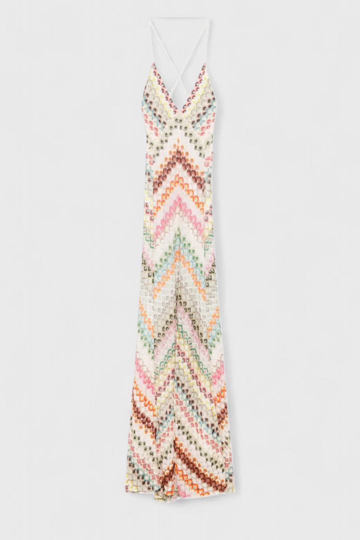 Agustina Long lace dress with V-neck and zigzag pattern